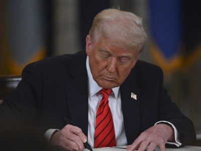 Trump zawarł umowę z dużym krajem. Odpowiedź na 