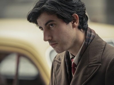 Anthony Ippolito w roli Sylvestera Stallone'a. Amazon udostępnia pierwsze zdjęcie aktora z I Play Rocky