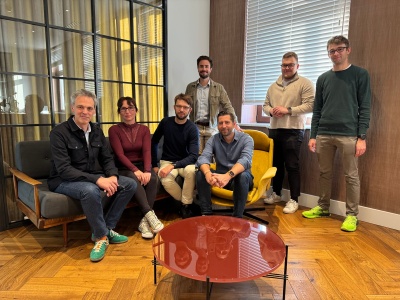 Polska gwiazda startupowa przejęta przez Francuzów. Surfer dołącza do Group Positive