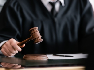 Czy nieobecność rezydenta to wada wycieczki? Sąd w Monachium odrzuca skargę turysty