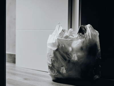 Nowe stawki za wywóz odpadów. Rachunki polskich rodzin wzrosną