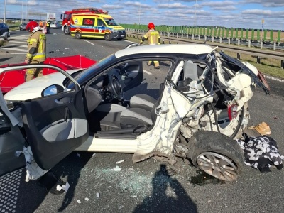 Cofał na S5 i doprowadził do wypadku