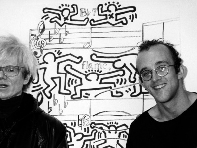 Keith Haring. Zaczął od graffiti w metrze, jego prace są warte fortunę