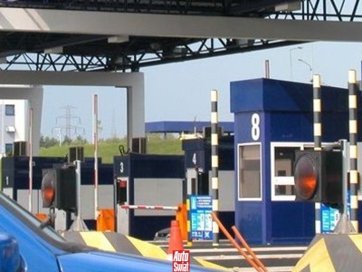 Cyberprzestępcy sięgają po AI. Autostrada A4 pod ostrzałem