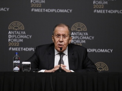 Rosja odpowiedziała na słowa Sikorskiego. Ławrow grzmi: 