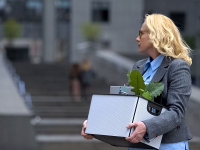 Obwiniają AI za zwolnienia, a prawda może być inna. „Robią z technologii kozła ofiarnego”