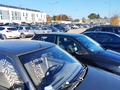 Społeczny sprzeciw wygrał. Władze Łańcuta wycofały się z wprowadzenia płatnego parkingu