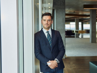 „Luksus zaczyna się od 50 tys. zł za metr kwadratowy”. Jak najbogatsi Polacy kupują nieruchomości w Polsce i za granicą?