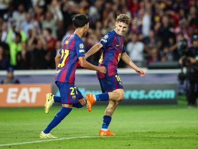 Barcelona szaleje przed El Clasico. Ale trochę pomógł jej sędzia