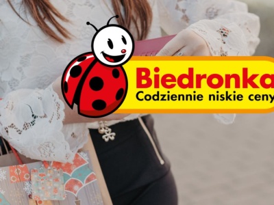 Znikają z Biedronki jak świeże bułeczki. Naturalna skóra, cena niższa niż 80 zł i ta jakość