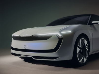 Dlaczego regularne serwisowanie auta to klucz do bezproblemowej jazdy?