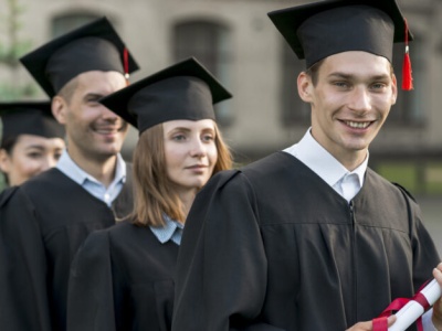 E-dyplomy nadchodzą!  Rząd wprowadza cyfrową rewolucję na uczelniach