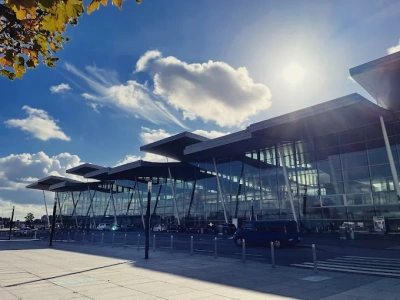 Wrocławskie lotnisko zamknięte na 40 dni. Pasażerowie przeniosą się do Krakowa?