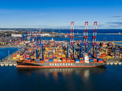 Arktyczna trasa chińskiej elektromobilności