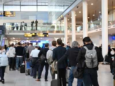 Byli przed czasem a nie zdążyli na samolot. Chaos na europejskim lotnisku