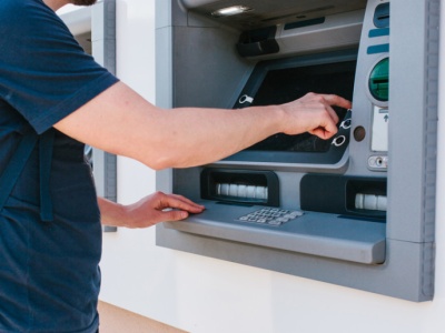 Transakcje gotówkowe w Polsce. Dane NBP