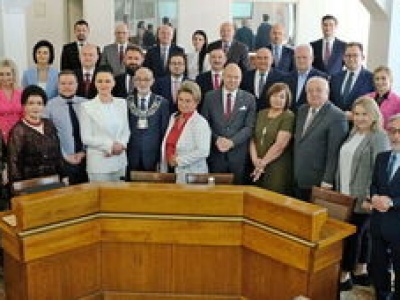 Prokuratura zbada sprawę miejsca zamieszkania pięciu radnych. Mówią: To działanie polityczne