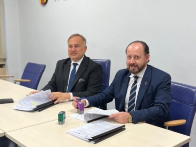 Modernizacja przychodni w Moszczenicy i Srocku z dofinansowaniem z Urzędu Marszałkowskiego