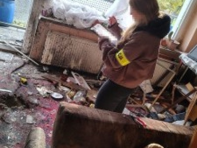 Znalazł pocisk w lesie i przyniósł do domu. Skończyło się eksplozją