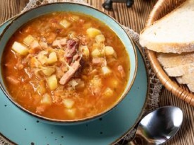 W Zaduszki zrobię zupę bigosową. Rozgrzewa lepiej niż kaloryfer i syci na długo