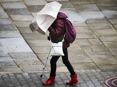 Tych alertów IMGW nie bagatelizuj. Jesień w Polsce robi się niebezpieczna