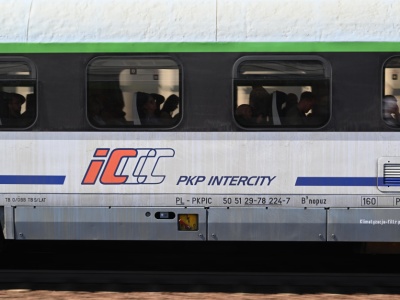Chaos i przepełnienie pociągów. PKP Intercity reaguje po efektach promocji biletów za 1 zł
