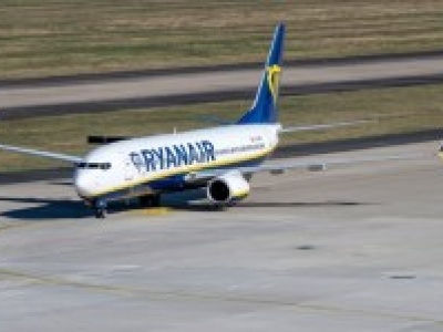 Zmusili do lądowania samolot Ryanaira. Co z 