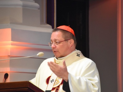 Rzym: kard. Grzegorz Ryś przy grobie św. Jana Pawła II o logice daru i zapłaty