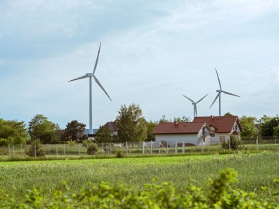 Dzierżawa ziemi pod farmy fotowoltaiczne będzie trudniejsza. Długie okresy bez dochodów