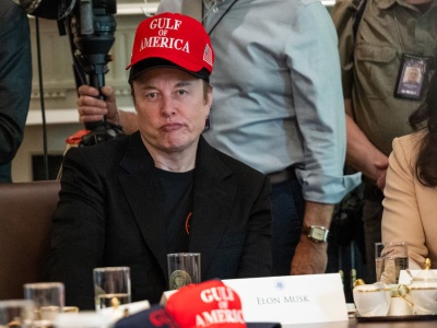 Tesla bije rekord. Musk mówi o robotach, inwestorzy łapią się za głowę