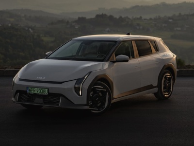 Kia EV4 Business Line. Duże zaskoczenie. A nawet cztery (TEST)