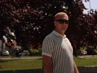 Tysięce odsłon nowego hitu pt. „Czas”. Szymon Jankowski świętuje