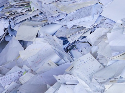 Wojskowe dokumenty wśród odpadów. Reakcja szefa MON