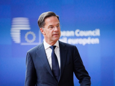 „Wleciały nieumyślnie”. Rutte o rosyjskich dronach nad Polską