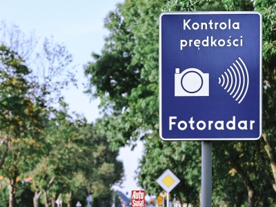Taką tolerancję prędkości mają fotoradary w Polsce. Niewielu o tym wie