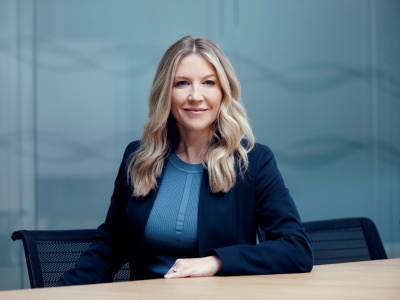 Kelly Redding: Liderka, która wierzy, że siła napędowa innowacji tkwi w różnorodności