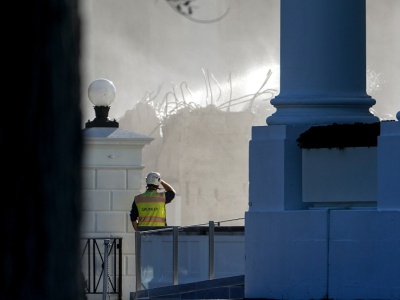 ​Trump buduje salę balową. Część Białego Domu wyburzona