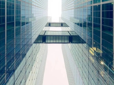 „Drapacz chmur” stanie na obszarze Natura 2000! Wojewoda z PO nie unieważnił decyzji... prezydenta z PO