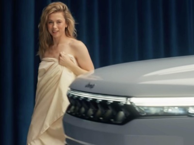 Nowa reklama Jeepa Grand Wagoneer: najlepszy samochód do uprawnia seksu