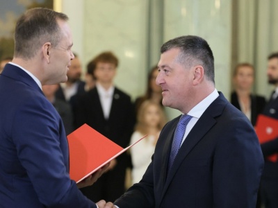 Karol Nawrocki nie zmienia zdania. Skiba: Są inne sposoby opanowania deficytu