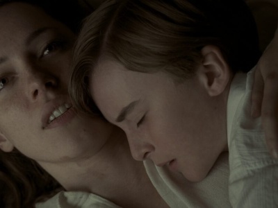 SZEPTY. Perfidnie bazuje na popularności „Innych” i „Sierocińca”