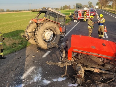BMW w rowie, Ursus pękł na pół. Groźny wypadek na drodze!
