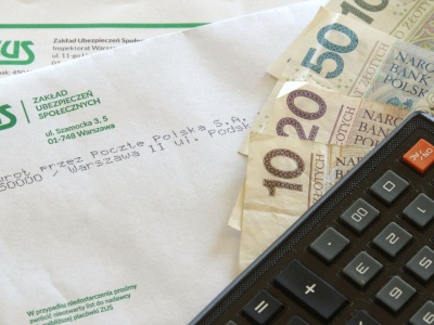 Zmiany w wypłacie 800 plus. Za listopad ZUS przeleje pieniądze w innym terminie