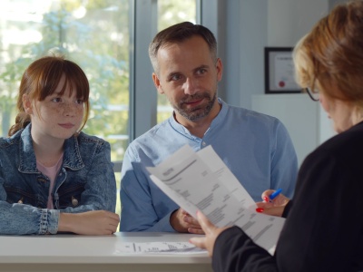 Nie tylko wychowanie. Co naprawdę decyduje o zgodzie między pokoleniami