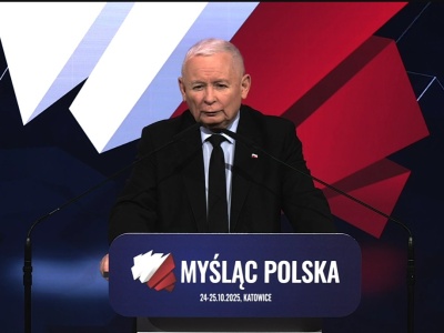 Kongres PiS-u przełamie trend? Jarosław Kaczyński zapowiada nowy program, nie straszy Tuskiem