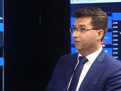 Jarosław Niedzielewski analitykiem roku