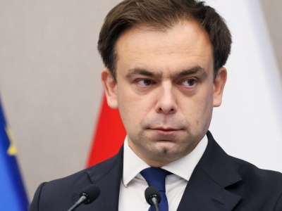 Zmiany w umowach B2B, wyższe podatki i akcyza. Ministerstwo Finansów zapowiada rewolucję