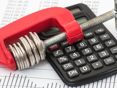 Przegląd informacji z sektora finansów i bankowości