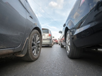 Deszcz, piątek i korki. Kraków zablokowany po południu