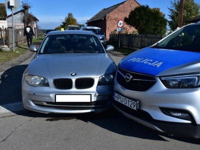 ZDERZENIE RADIOWOZU Z BMW! DWÓCH POLICJANTÓW RANNYCH